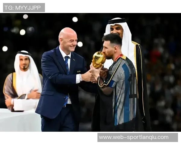 阿迪达斯发布世界杯用球历届冠军球星齐聚助阵